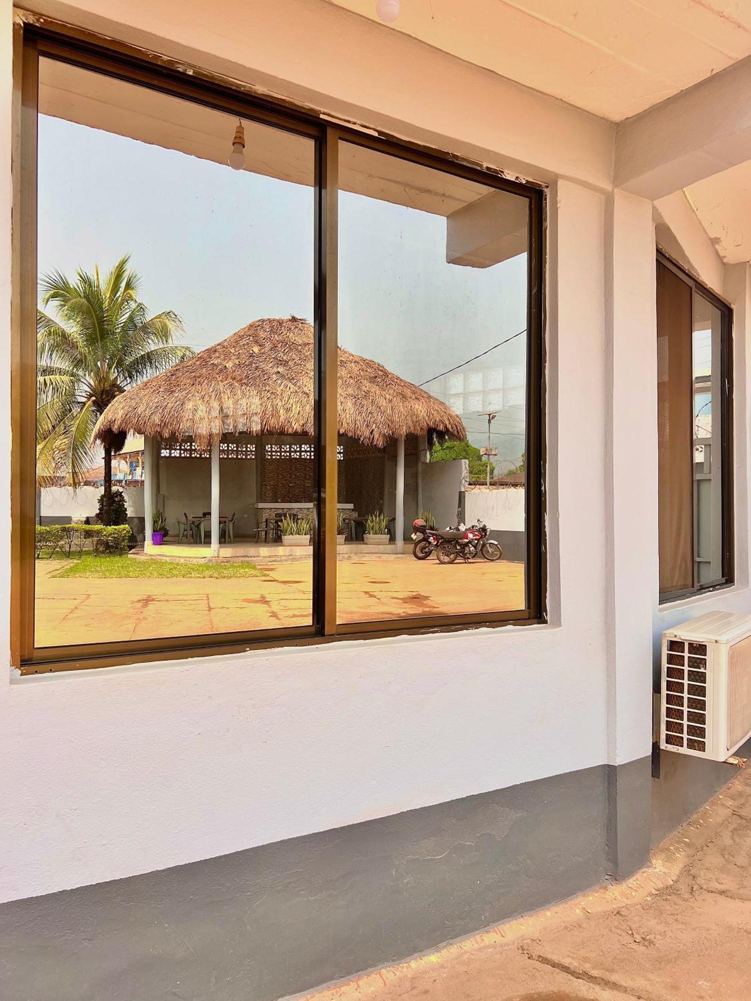 Paloma Guest House Kenema Exteriér fotografie