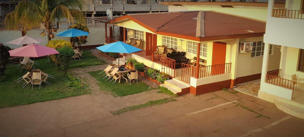 Paloma Guest House Kenema Exteriér fotografie